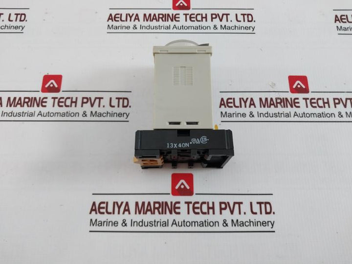 Omron H3Ba-8 Solid-state Timer 110Vac 50/60 Hz Resistive Load