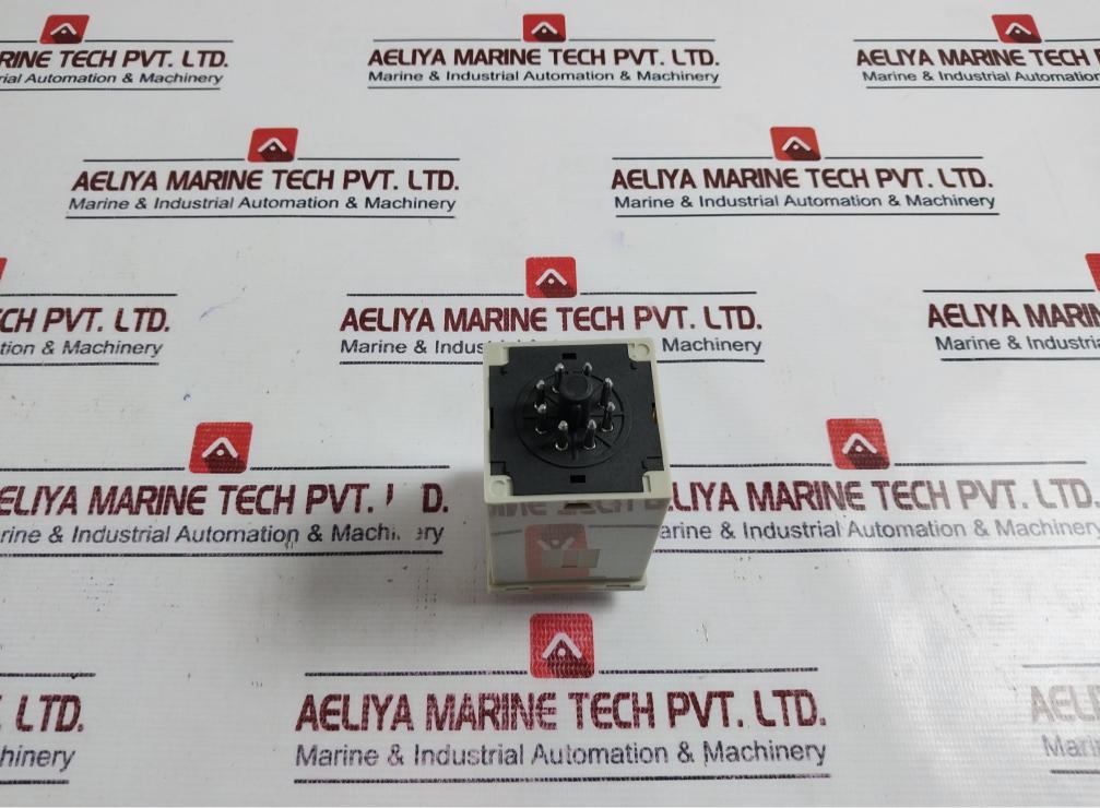 OMRON H3BA-8 Solid State Timer 110VAC 50/60Hz 0-10 Sec