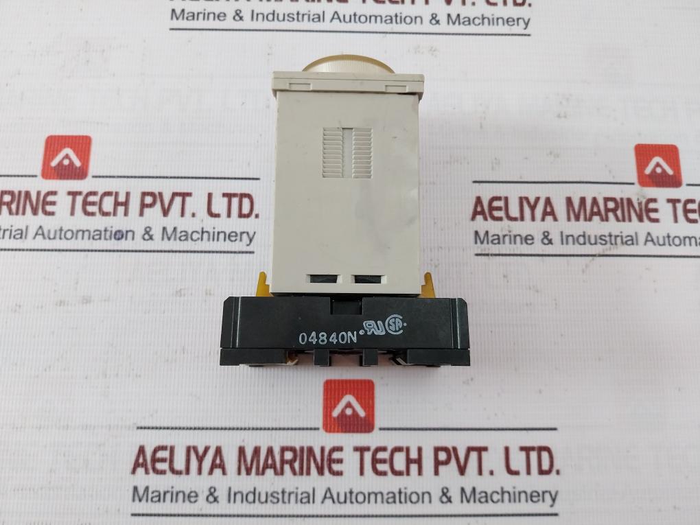 Omron H3Ba-8 Timer Delay Relay With Base 100/110/120Vac 50/60Hz