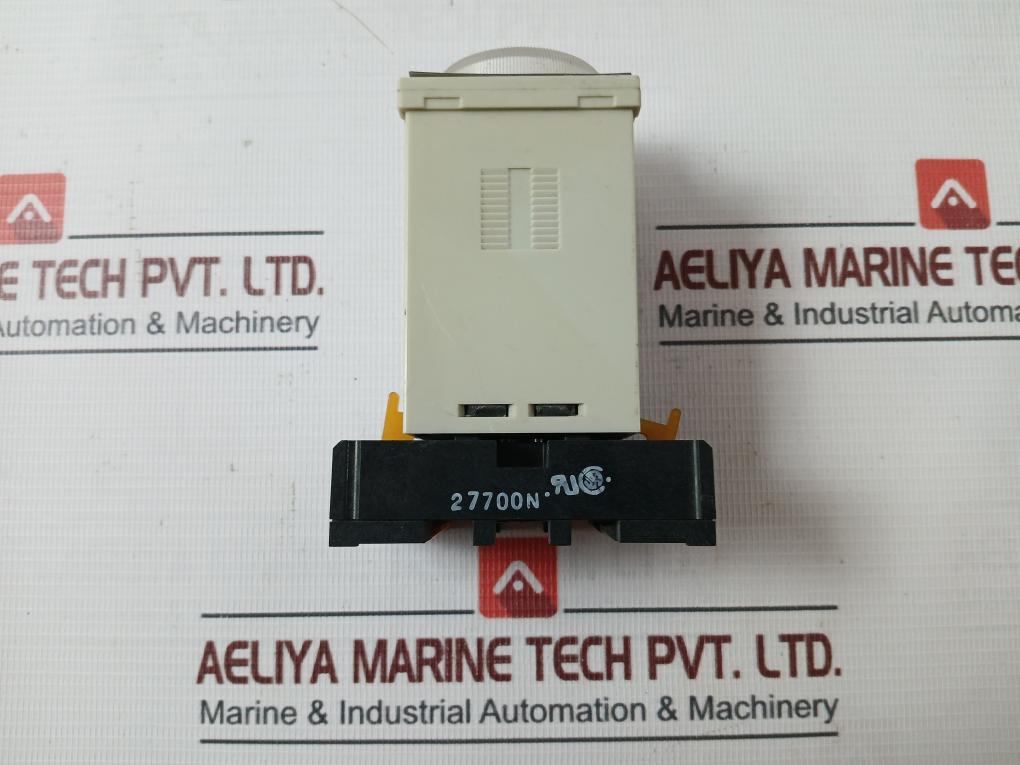 Omron H3Ba-n8 Solid-state Timer Module With Base 110Vac 50/60Hz P2Cf-08