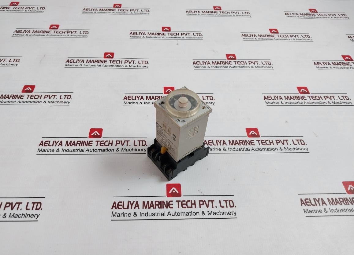 Omron H3Ba-n Solid-state Timer 24 Vdc 5A 250Vac