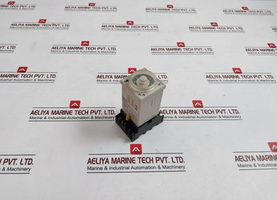Omron H3Ba-n Solid-state Timer 24 Vdc 5A 250Vac