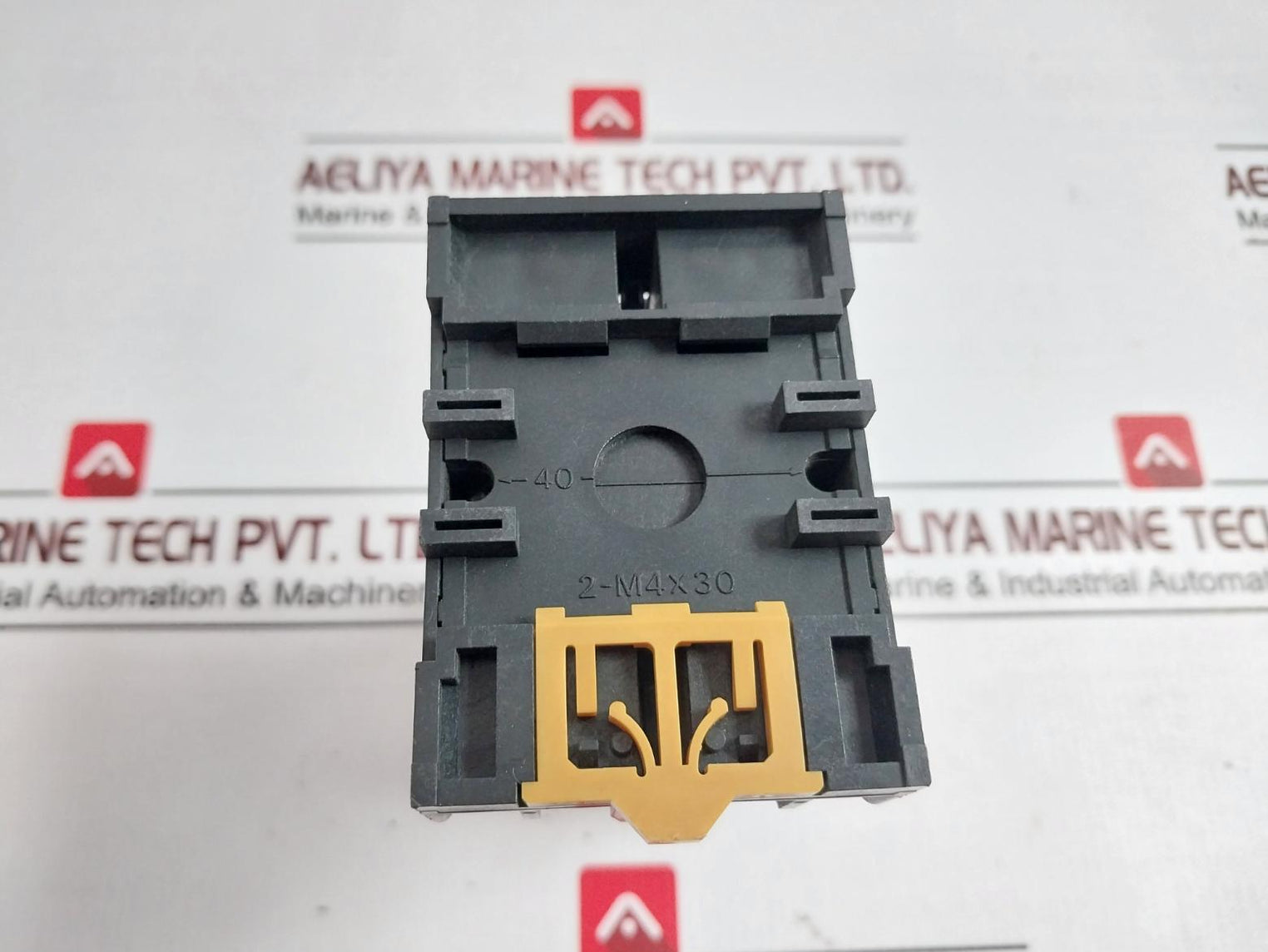 Omron H3Ba-n Solid-state Timer 24 Vdc 5A 250Vac