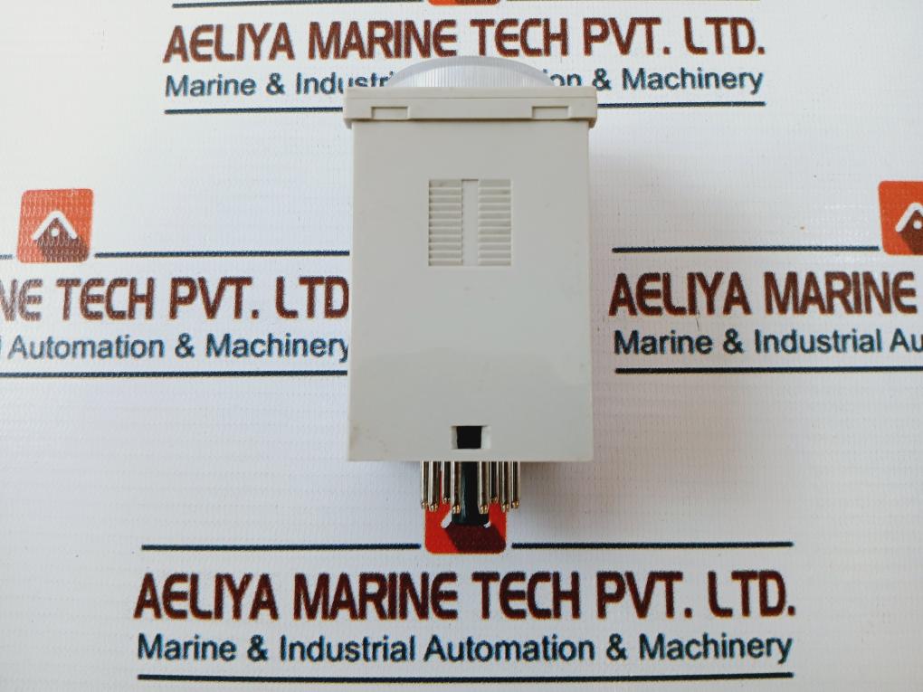 Omron H3Ba-n Timer 220Vac 50/60Hz 0-12 Sec