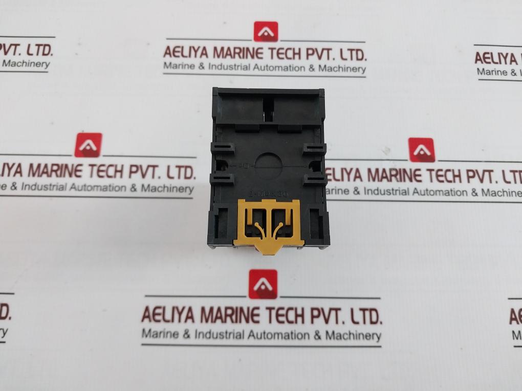 Omron H3Ba Solid-state Timer Module With Base Mode D 24V Ac 50/60Hz