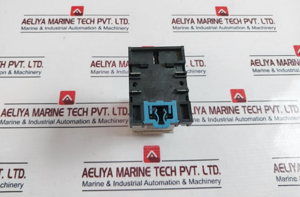 Omron H3Bg-8 Timer Relay 0-10 Sec