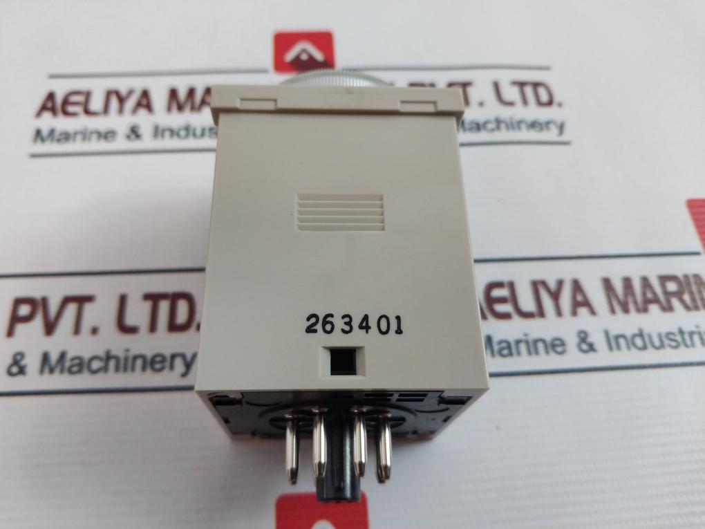 Omron H3Cr-a8E Solid-state Timer 0-30 Sec 100-240Vac 50/60Hz