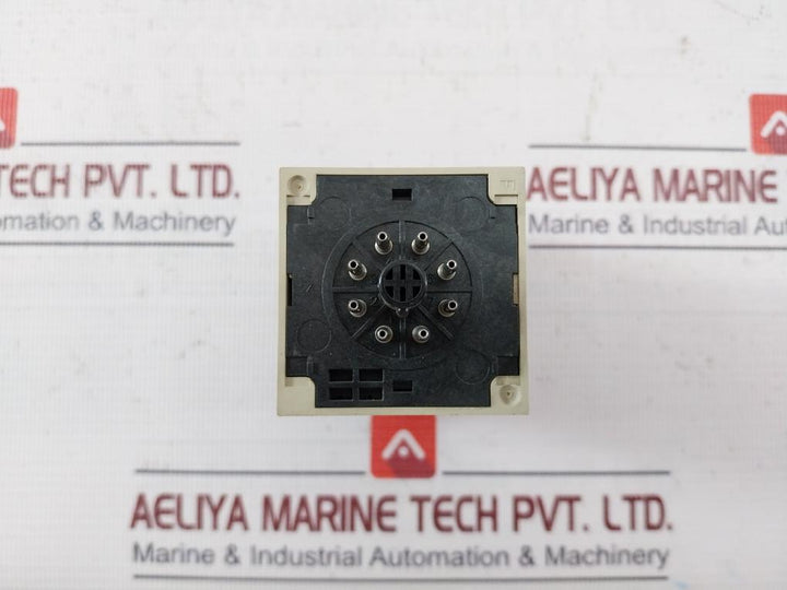 Omron H3Cr-a8E Solid-state Timer W/ Base 0-30 Sec 24–48 Vac 50/60 Hz