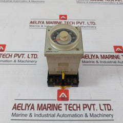 Omron H3Cr-a8E Solid-state Timer W/ Base 0-30 Sec 24–48 Vac 50/60 Hz