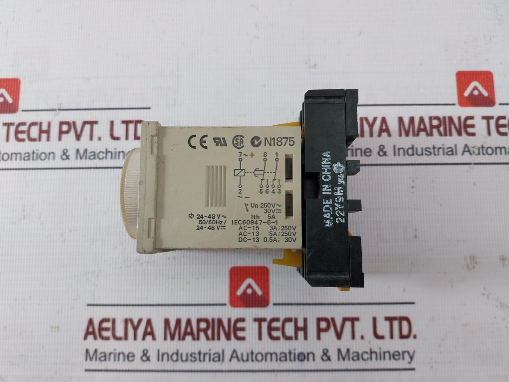 Omron H3Cr-a8E Solid-state Timer W/ Base 0-30 Sec 24–48 Vac 50/60 Hz