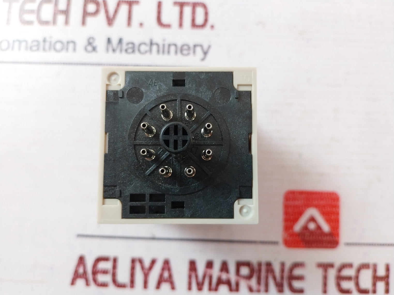 Omron H3Cr-a8E Time Relay 100-240Vac 50/60Hz