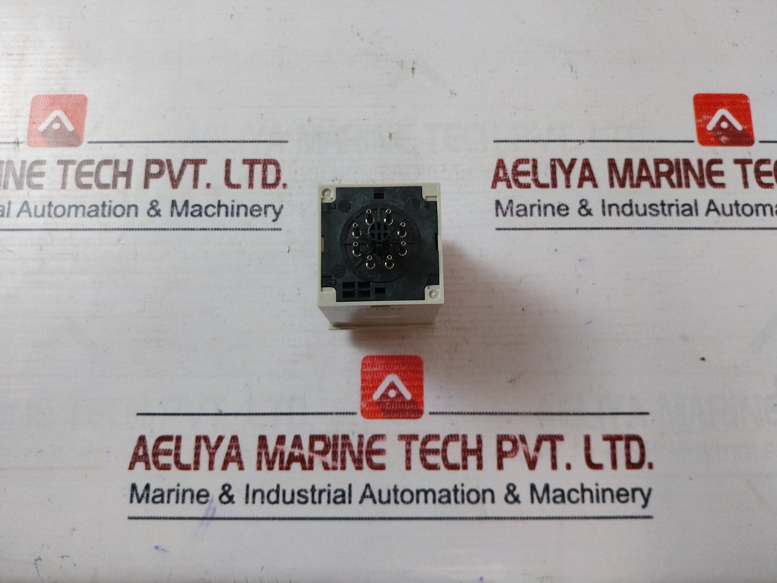 Omron H3Cr-a8E Time Relay 100-240Vac 50/60Hz