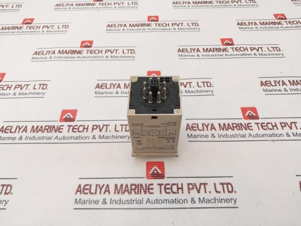 Omron H3cr-a8el Timer 5a 100-240v~ 50/60hz