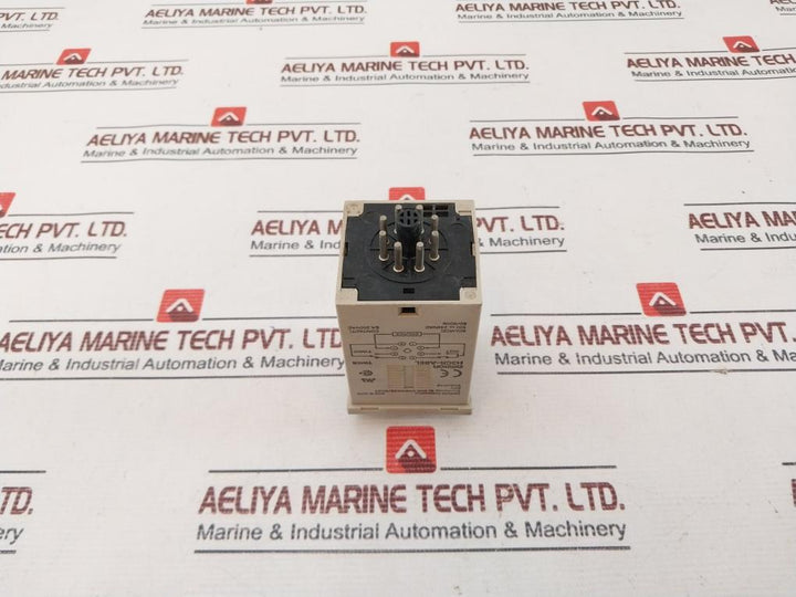 Omron H3cr-a8el Timer 5a 100-240v~ 50/60hz