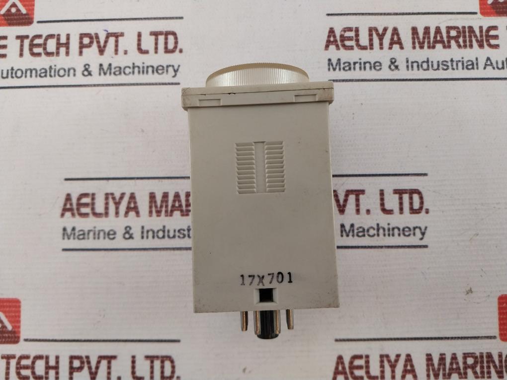 Omron H3cr-a8el Timer 5a 100-240v~ 50/60hz