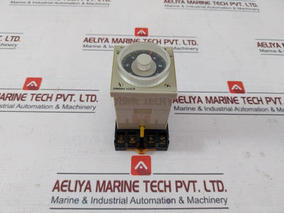 Omron H3Cr-a8 Solid-state Analog Timer W/ Base 5A 250Vac Dc-13 0.5A. 30V P2Cf-08