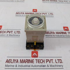 Omron H3Cr-a8 Solid-state Analog Timer W/ Base 5A 250Vac Dc-13 0.5A. 30V P2Cf-08