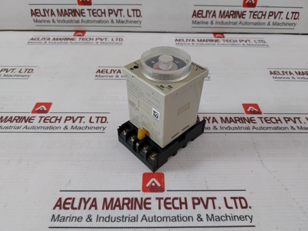 Omron H3Cr-a8 Solid-state Analog Timer W/ Base 5A 250Vac Dc-13 0.5A. 30V P2Cf-08