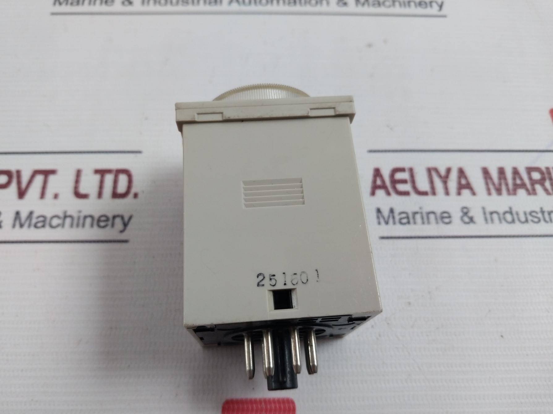 Omron H3Cr-a8 Solid-state Multi-functional Timer 100-240Vac 50/60Hz 0-3Min