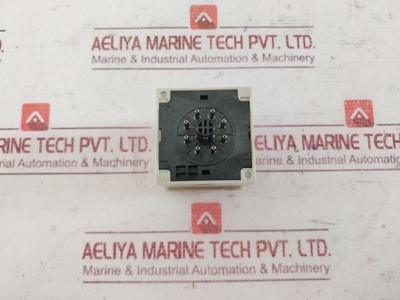 Omron H3CR-A8 Solid-state Multi-functional Timer 100-240VAC 50/60HZ 5A 250VAC