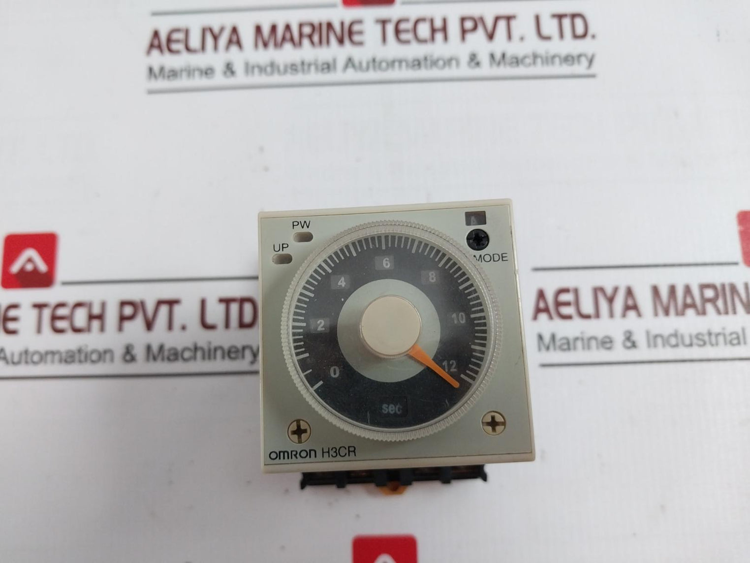 Omron H3Cr-a8 Solid-state Timer 110Vac 100-240V~ 50/60Hz 5A