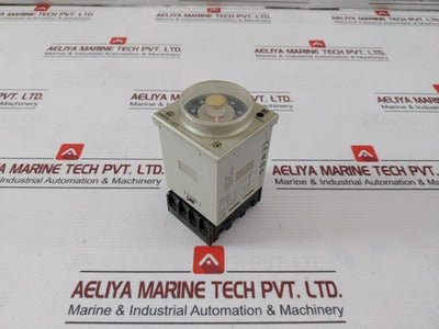 Omron H3Cr-a8 Solid State Timer Pf083A-e 0.05S-300H 100-240Vac 50/60Hz 5A 250Vac