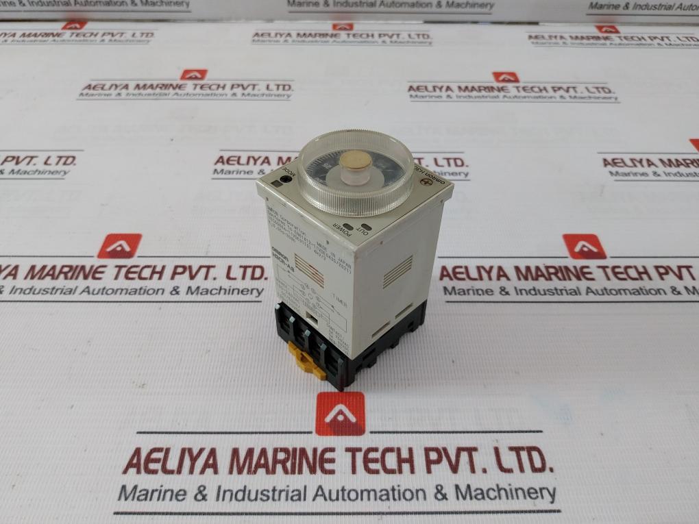Omron H3Cr-a8 Solid State Timer Pf083A-e 0.05S-300H 100-240Vac 50/60Hz 5A 250Vac