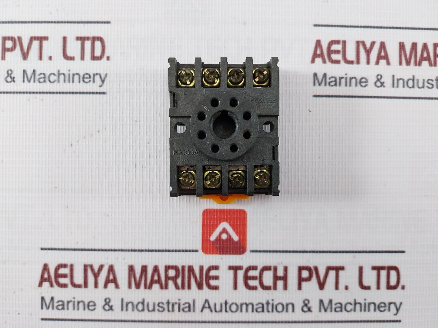 Omron H3Cr-a8 Solid State Timer With Socket Pf083A 0-30Sec 0.05S-300H 100-240Vac