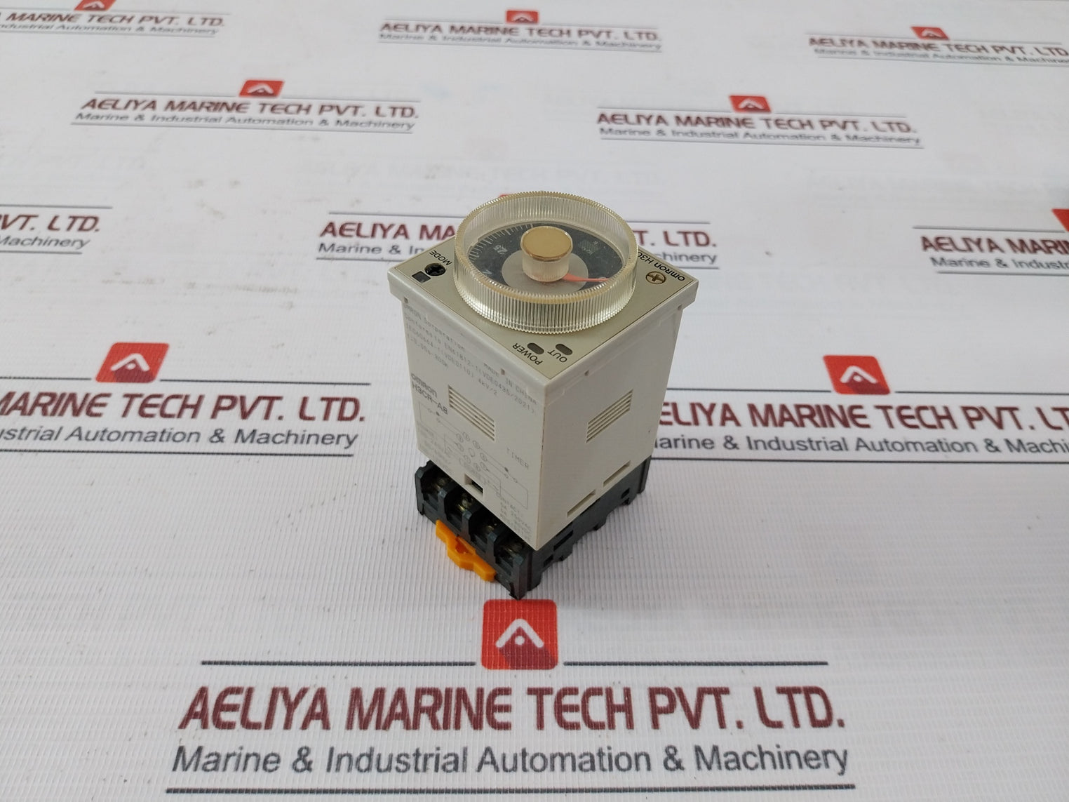 Omron H3Cr-a8 Solid State Timer With Socket Pf083A 0-30Sec 0.05S-300H 100-240Vac