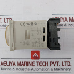 Omron H3Cr-a8 Solid State Timer With Socket Pf083A 0-30Sec 0.05S-300H 100-240Vac