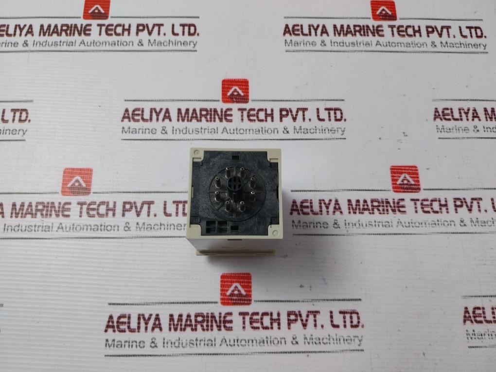 Omron H3CR-A8 Timer 0.05s-300h 50/60Hz