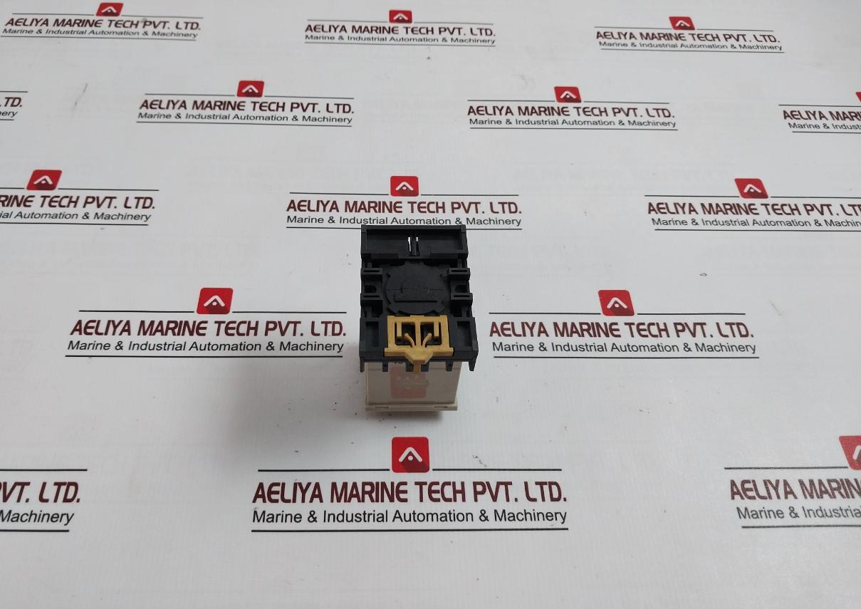 Omron H3Cr-a8 Timer Module 100-240Vac