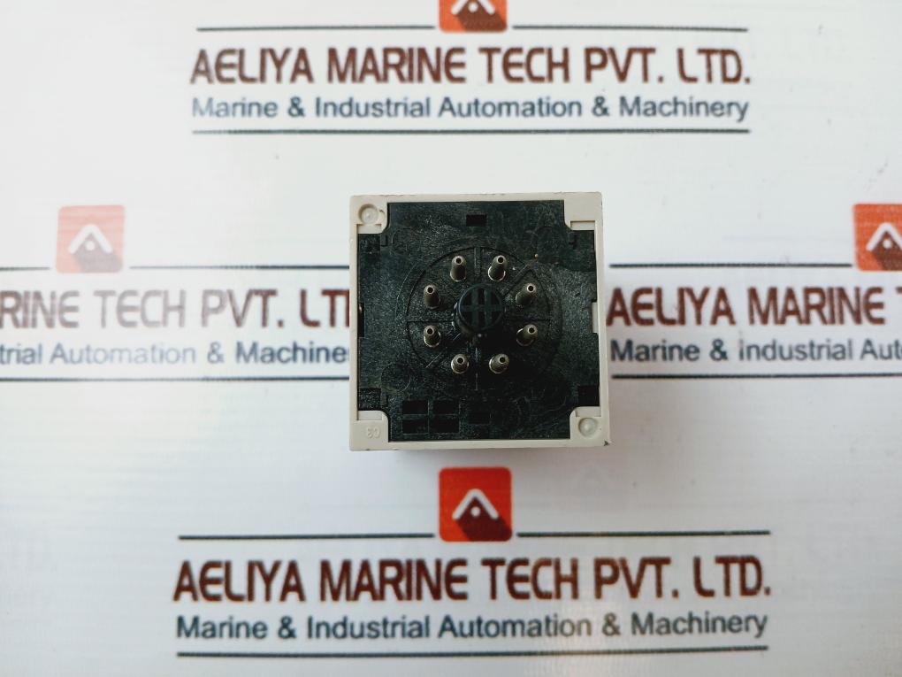 OMRON H3CR-A8 Timer Module 5a 250vac