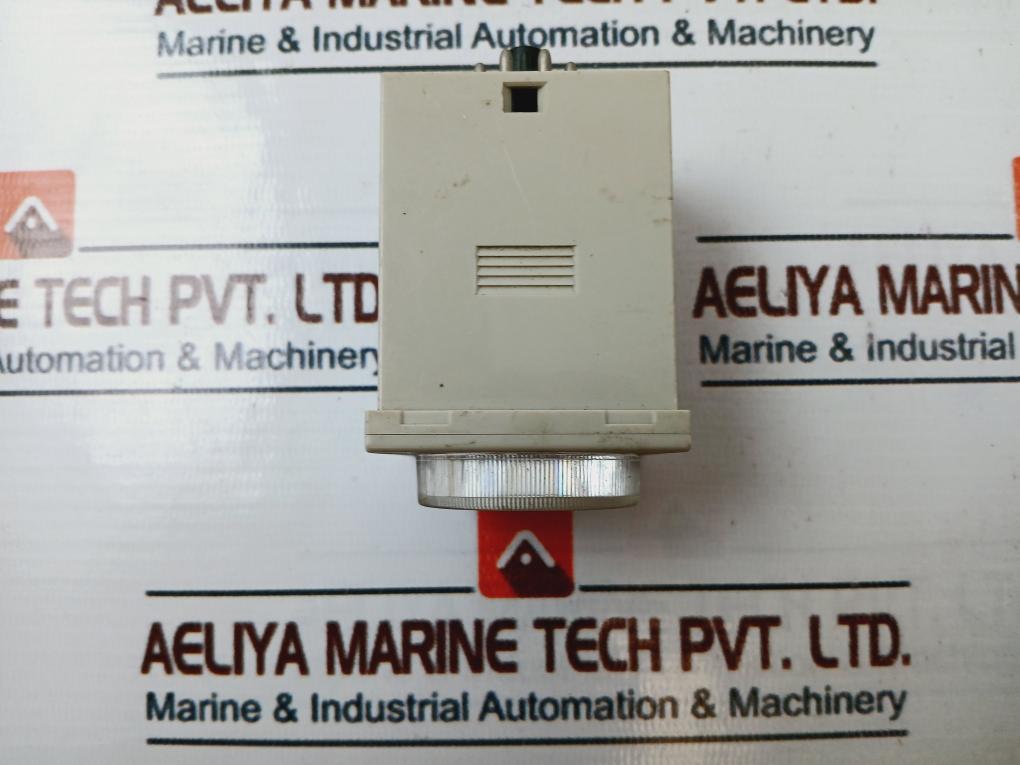 OMRON H3CR-A8 Timer Module 5a 250vac
