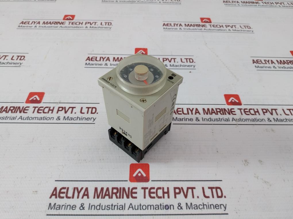 Omron H3Cr-a8 Timer Module With Base 100-240Vac 5A 250Vac