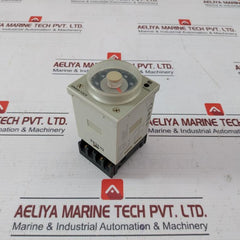 Omron H3Cr-a8 Timer Module With Base 100-240Vac 5A 250Vac