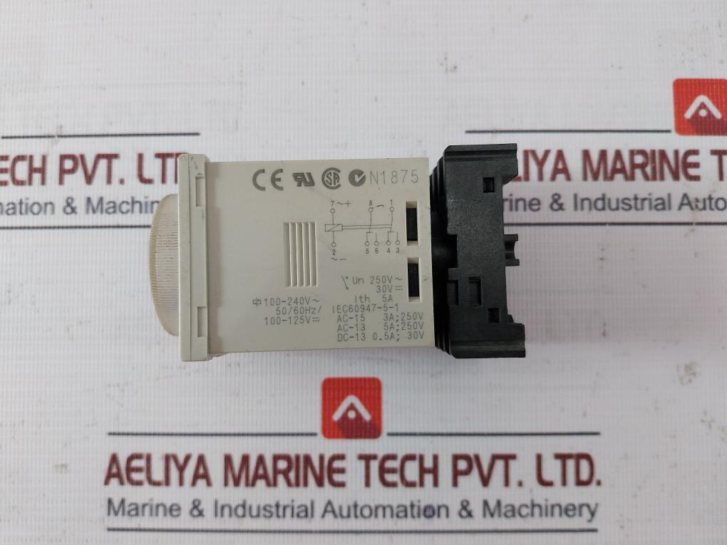 Omron H3Cr-a8 Timer Module With Base 100-240Vac 5A 250Vac
