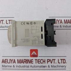 Omron H3Cr-a8 Timer Module With Base 100-240Vac 5A 250Vac