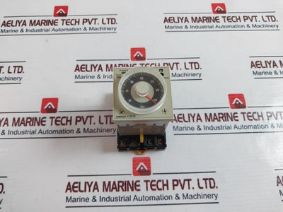 OMRON H3CR-A8 Timer Relay with Base 100-125vdc 50/60HZ