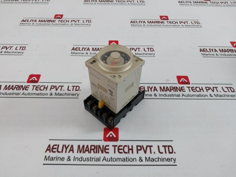 Omron H3Cr-a8 Timer Relay With Base P2Cf-08 0 To 30 Sec 24Vdc/Ac 50/60Hz Mode. A