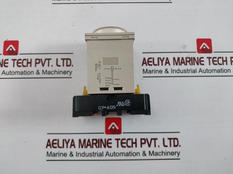 Omron H3Cr-a8 Timer Relay With Base P2Cf-08 0 To 30 Sec 24Vdc/Ac 50/60Hz Mode. A