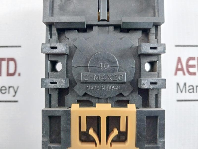 Omron H3Cr-a8 Timer Relay With Base P2Cf-08 En61812-1 50/60Hz/100-125 Vdc