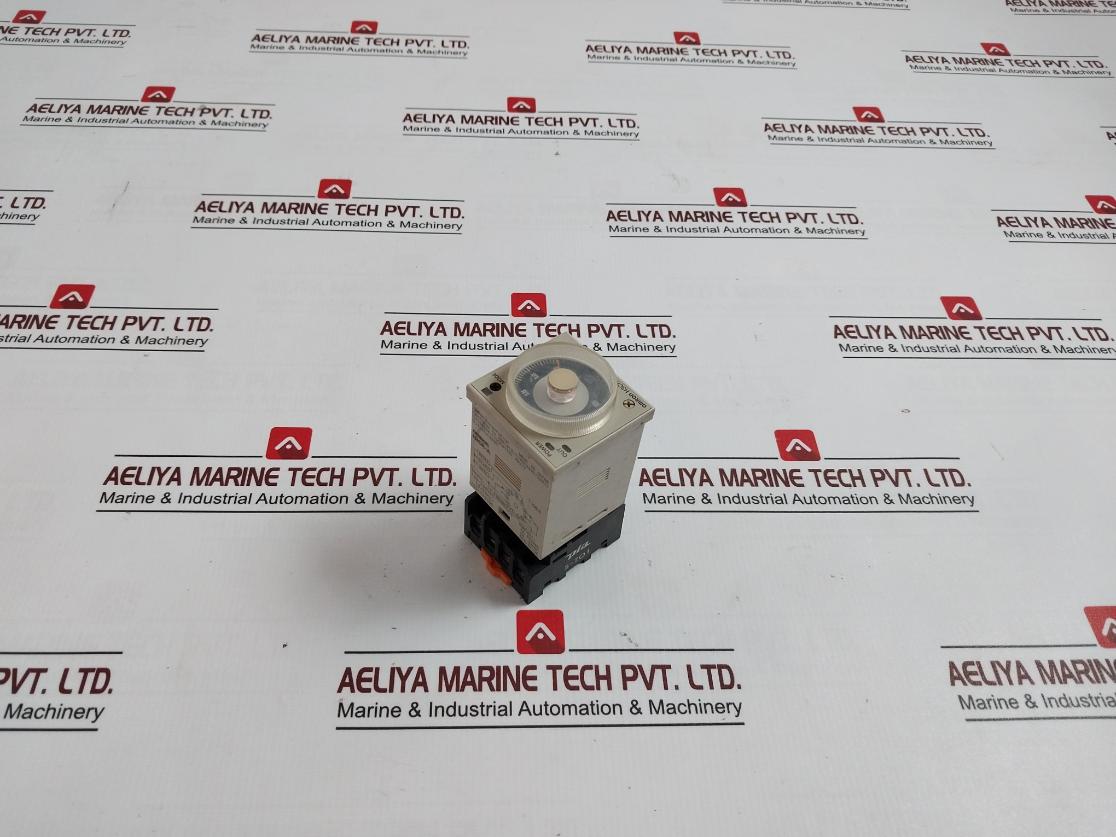 Omron H3Cr-a Analog Multi-functional Timer 100-240Vac 50/60Hz 5A