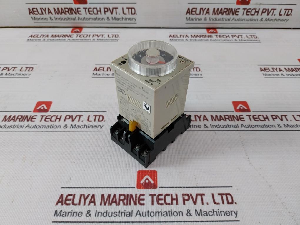 Omron H3Cr-a Analog Timer W/ Base Iec60664-1 50/60Hz 100-125Vdc 30V 0.05S-300H