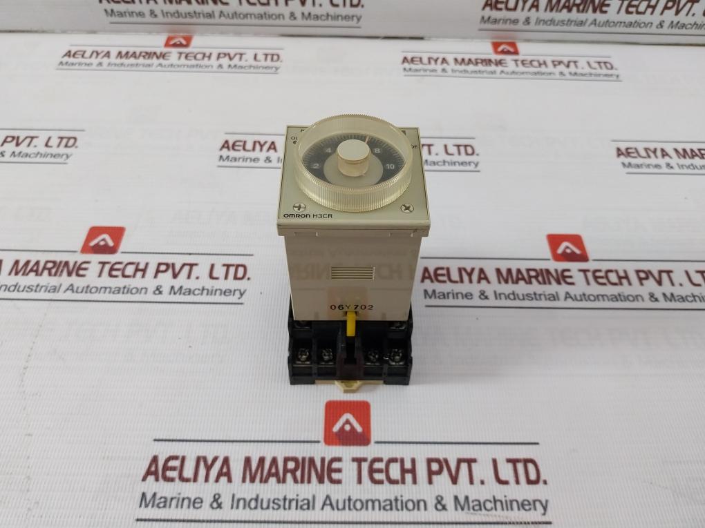 Omron H3Cr-a Multi-function Timer Module With Base Mode A 100-240V Ac/Dc 50/60Hz