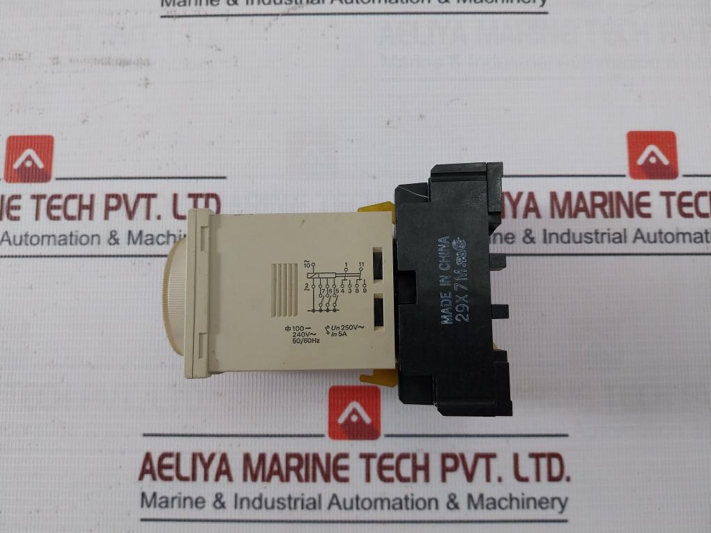 Omron H3Cr-a Multi-function Timer Module With Base Mode A 100-240V Ac/Dc 50/60Hz