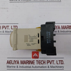 Omron H3Cr-a Multi-function Timer Module With Base Mode A 100-240V Ac/Dc 50/60Hz