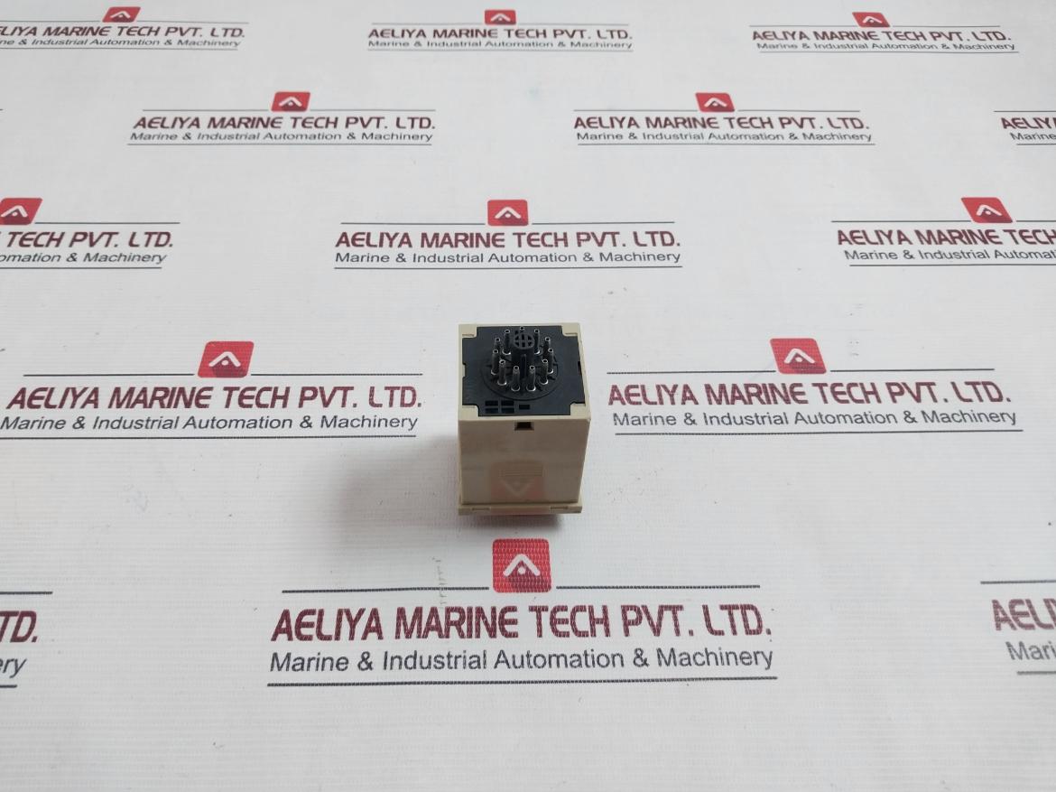 Omron H3Cr-a Solid-state Multi-functional Timer 5A 250Vac 0-12Sec