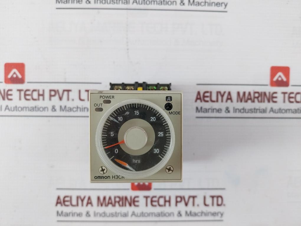 Omron H3Cr-a Solid State Timer With Pin Socket P2Cf-11 100-240Vac 0.05S-300H 5A