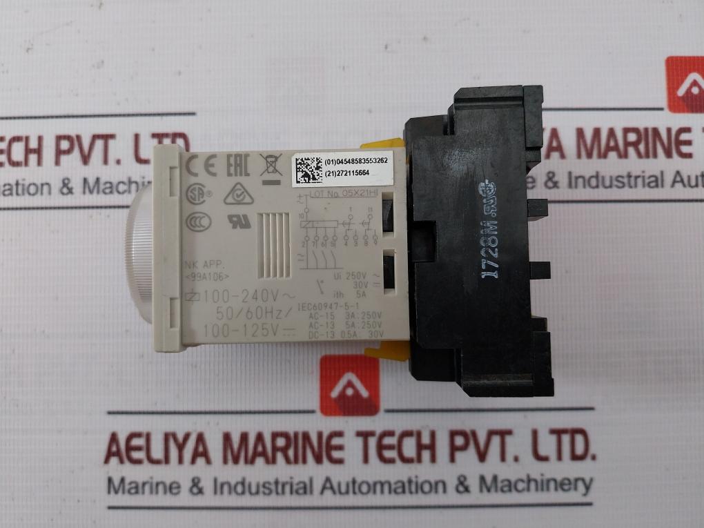Omron H3Cr-a Solid State Timer With Pin Socket P2Cf-11 100-240Vac 0.05S-300H 5A